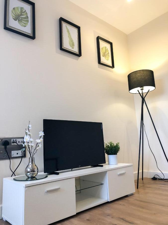 Morland Apartments - Ромфорд Экстерьер фото
